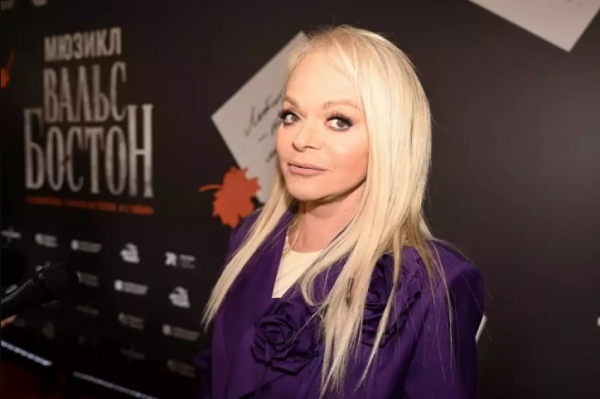 Лариса Долина раскрыла причины молчания о суде за квартиру и обвинениях в адрес её семьи