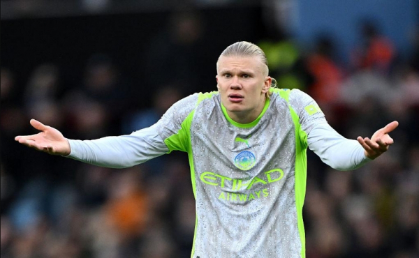 "Манчестер Сити" уступил "Астон Вилле" после отмены гола на 90-й минуте