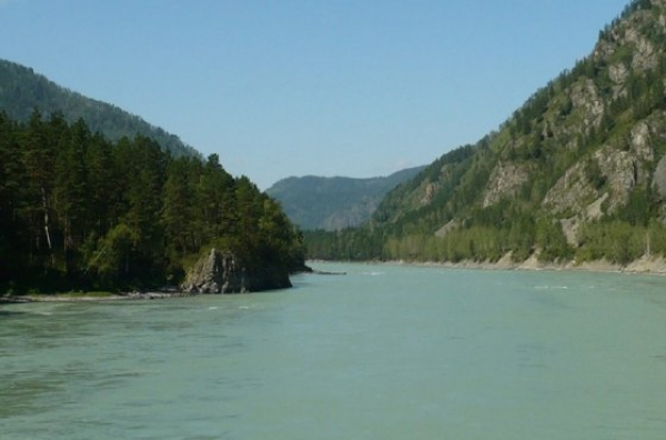 Путешественник из России погиб при падении с горы Белухи на Алтае