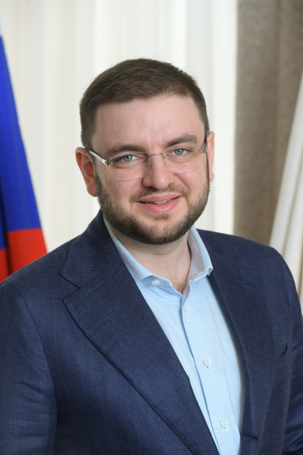 Гуманитарный штаб &laquo;Новых людей&raquo; под руководством Станислава Дружинина направил в приграничные регионы грузы на сумму более миллиарда рублей