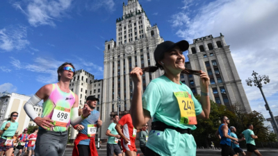 150 тысяч ног &mdash; один ритм: как 23 августа Москва превратилась в огромный беговой пульс