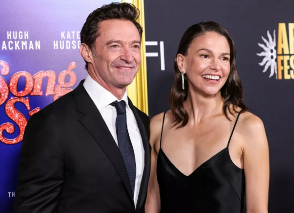 Хью Джекман и Саттон Фостер впервые появились вместе в социальных сетях