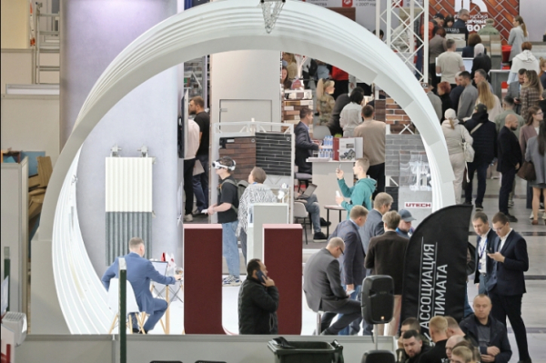 На Урале предложили строить многоэтажки из стекла и дерева для устойчивого будущего